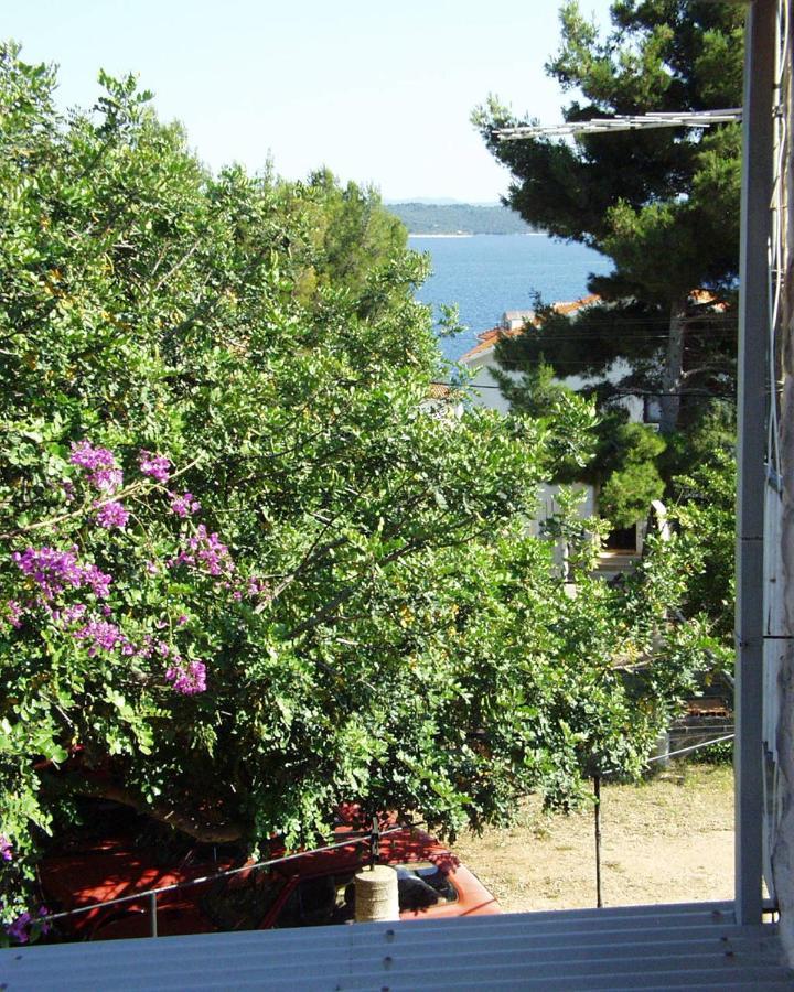 Apartments And Rooms With Parking Space Zavala, Hvar - 128 Jelsa  Exterior foto