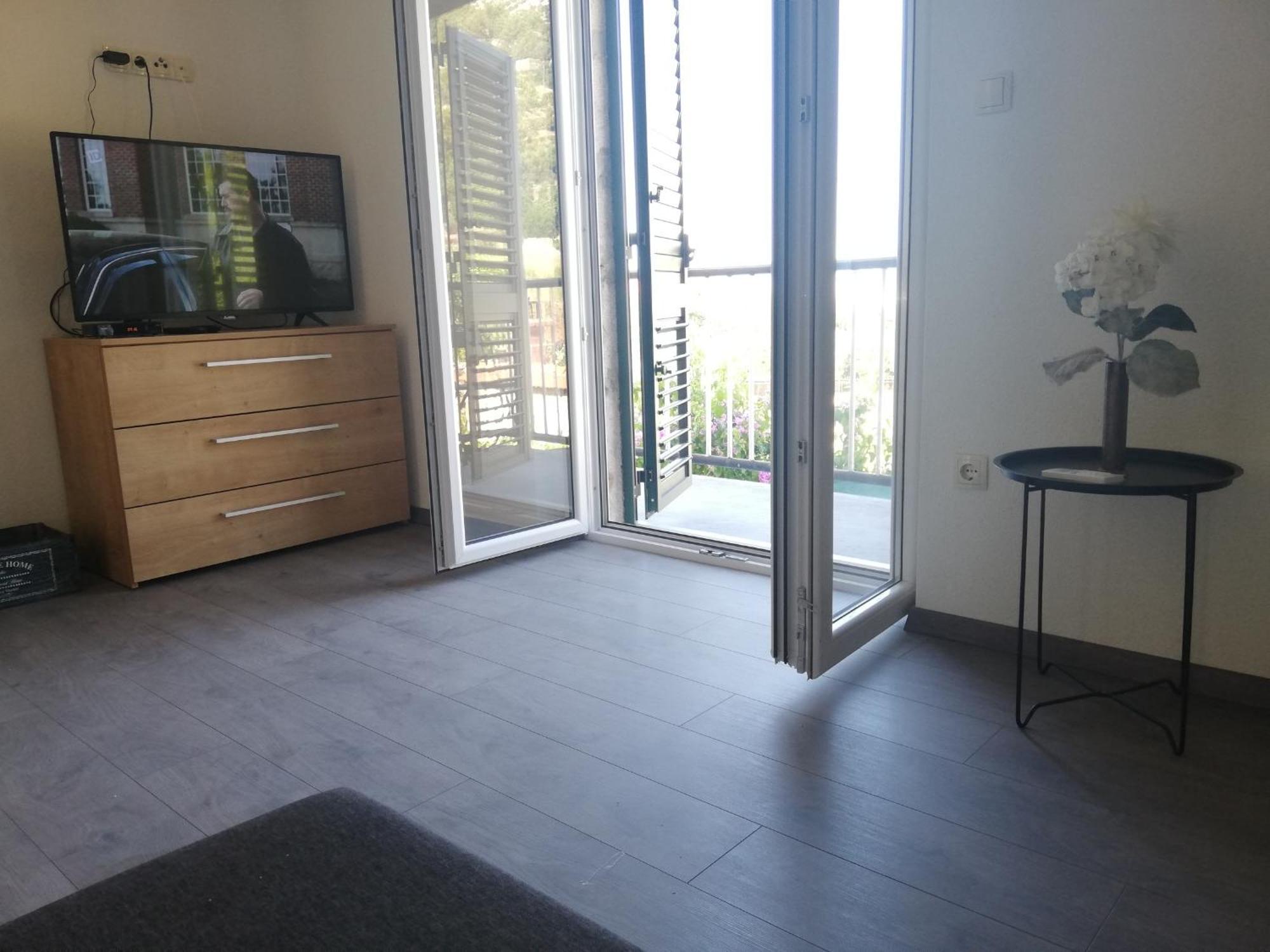Apartments And Rooms With Parking Space Zavala, Hvar - 128 Jelsa  Quarto foto