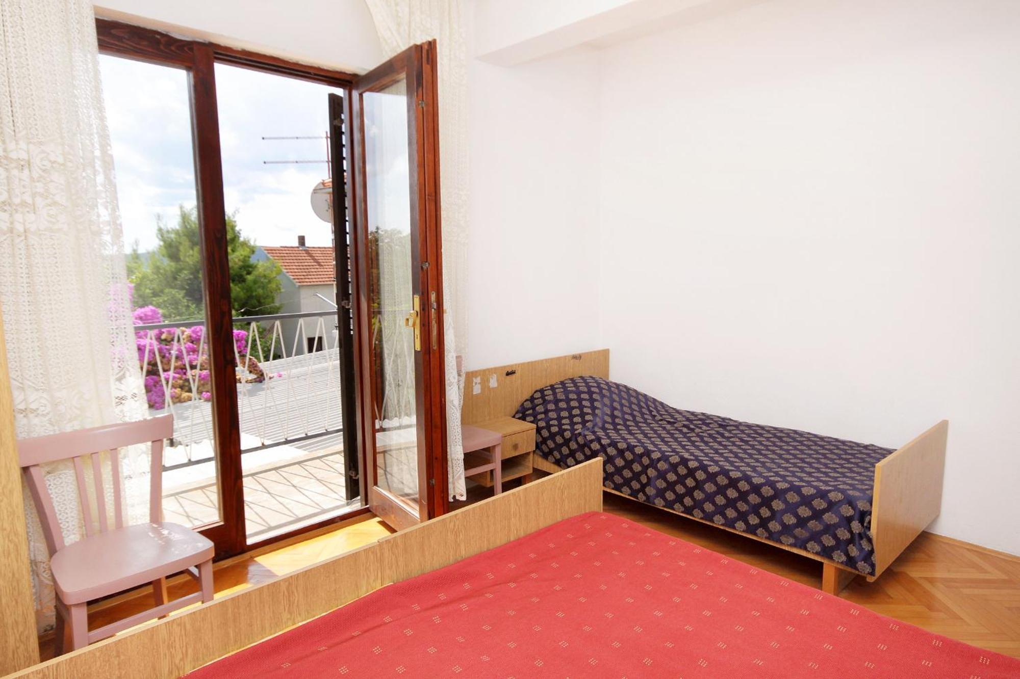 Apartments And Rooms With Parking Space Zavala, Hvar - 128 Jelsa  Quarto foto